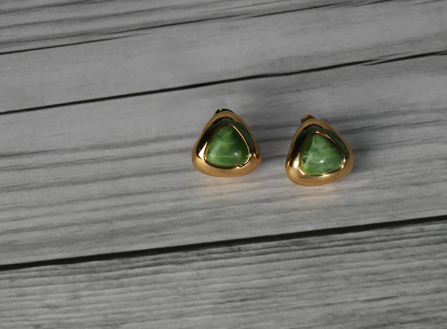 Green Stone Stud Earrings - Fresh Everyday Elegance