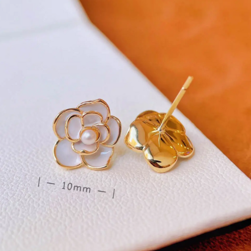 White Enamel Flower Stud Earrings with Pearl Centeri