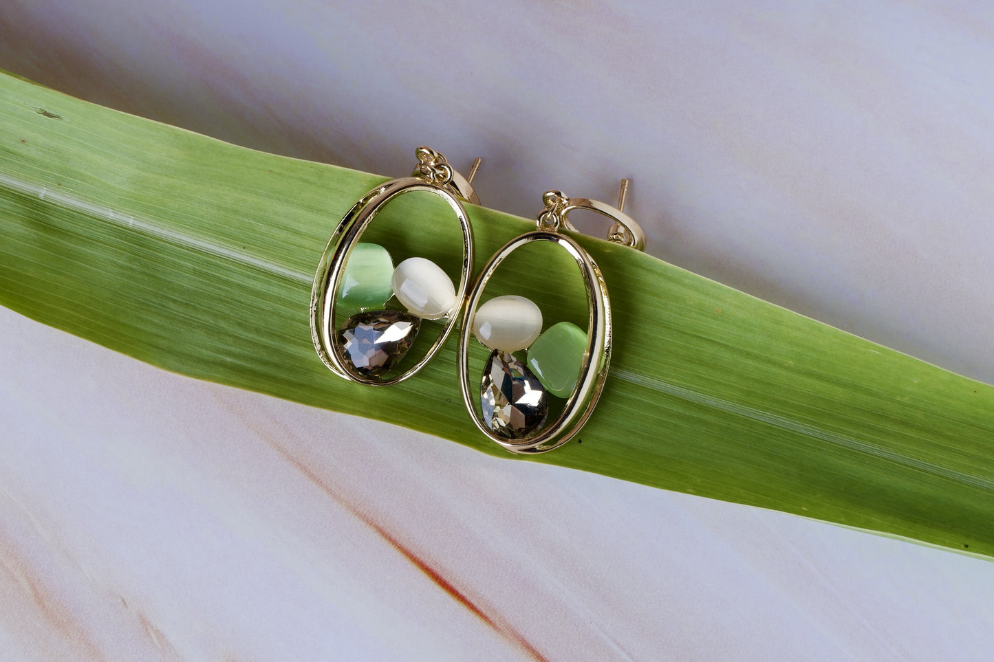 Crystal Earrings – Sparkle that Speaks Elegance