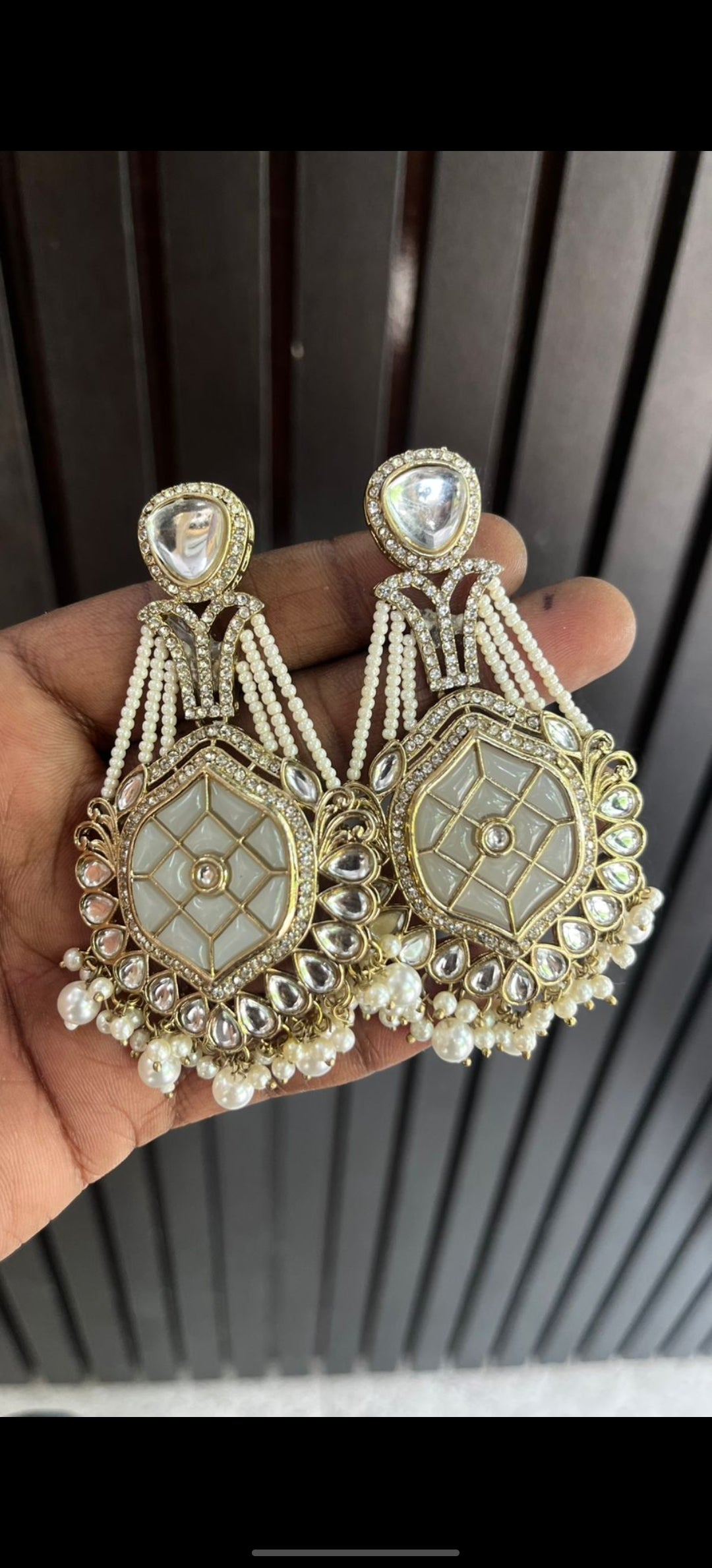 Royale Kundan Earrings